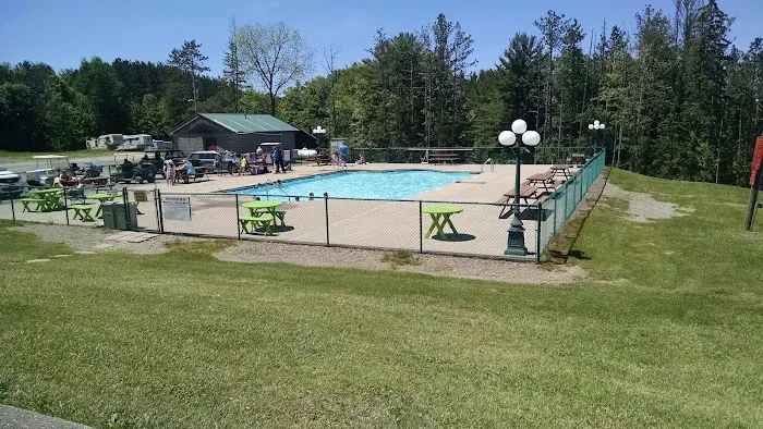 Three Valley Campground Picture 4