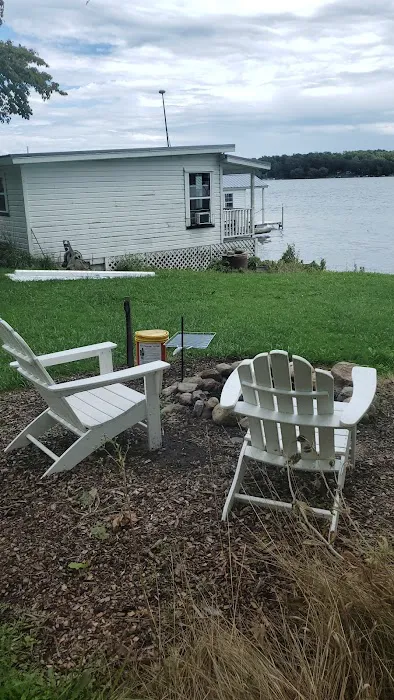 Lakefront cottage @ Silverlaken Estate Picture 5