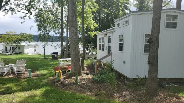 Arch Merill Lakeside Cottage @ Silverlaken Estate Picture 1