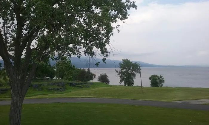 Crown Point Reservation Picture 4