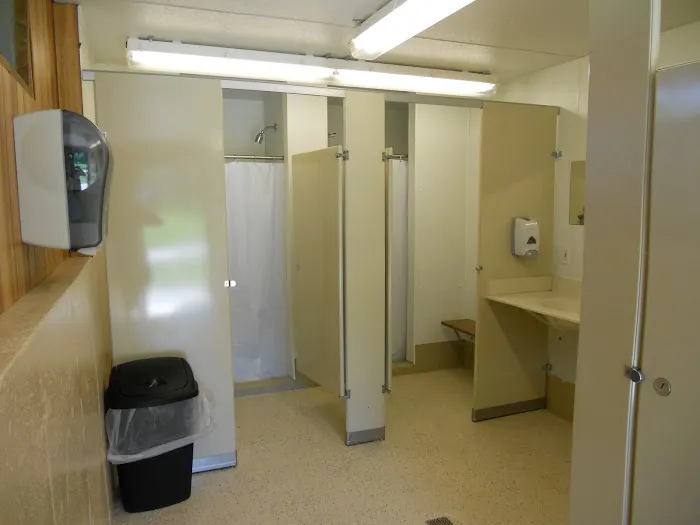 Wild Goose Cabin Picture 3