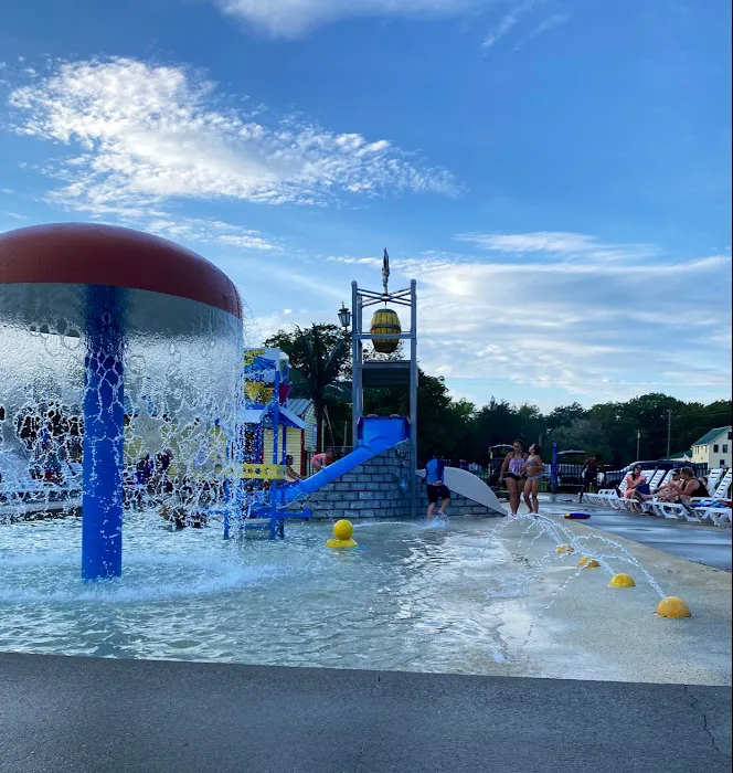 Adventure Bound Camping Resorts - New Hampshire Picture 4