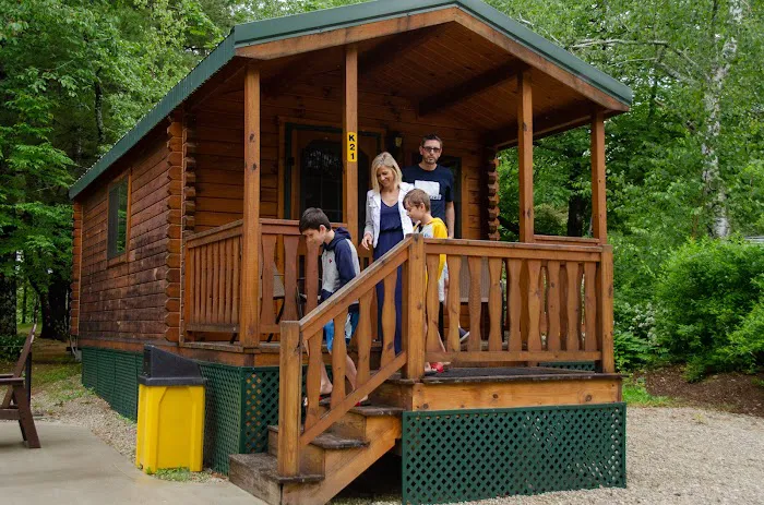 Strafford / Lake Winnipesaukee South KOA Holiday Picture 9