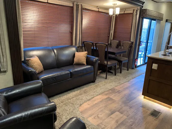 Strafford / Lake Winnipesaukee South KOA Holiday Picture 4