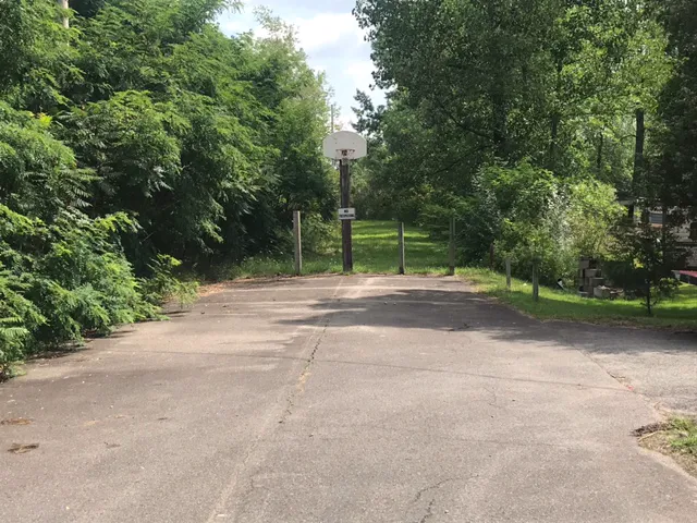 Laku RV Campground Picture 6