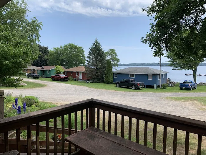 McLear's Cottage Colony and Campground Picture 3