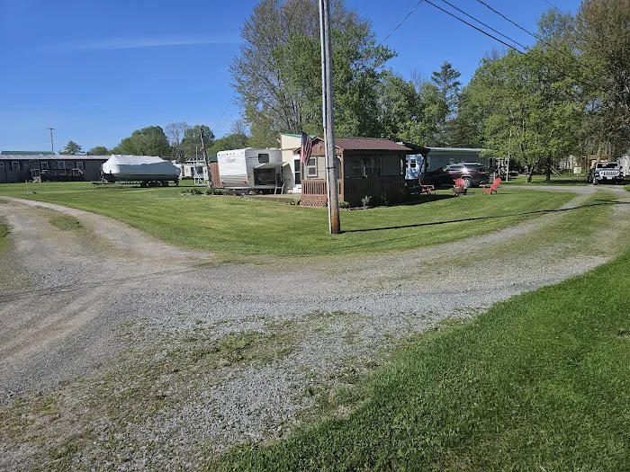 The Lake Club at Black Lake Picture 10