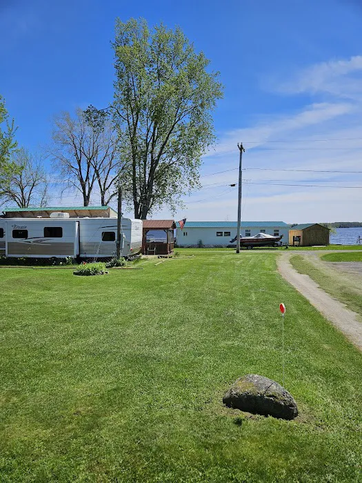 The Lake Club at Black Lake Picture 8