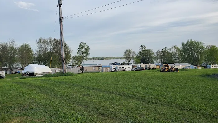 The Lake Club at Black Lake Picture 4