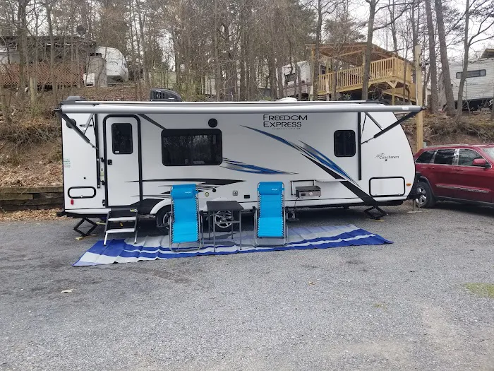 Happy Trails Campground Picture 1