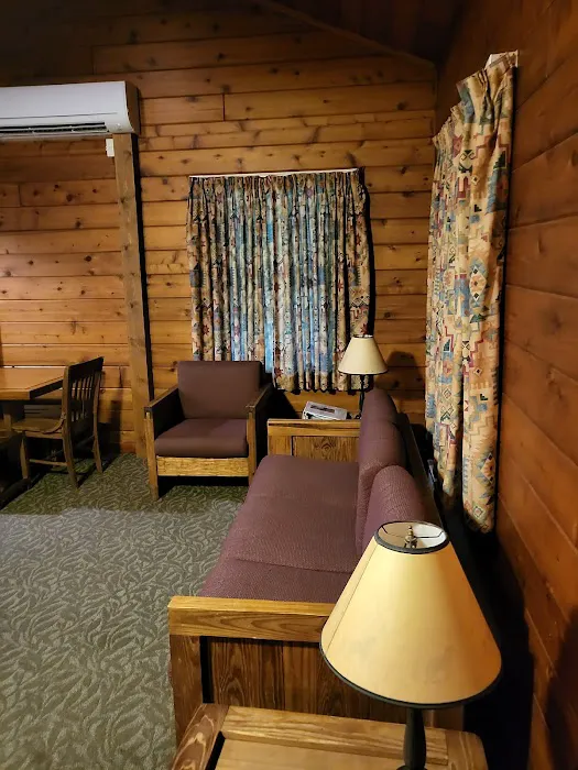 Prince Gallitzin Modern Cabins Picture 1