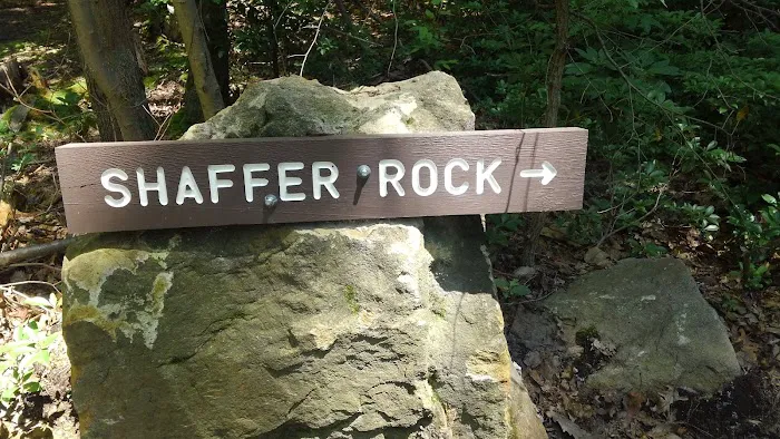 Hermitage Cabin (PATC): Parking Area Picture 7