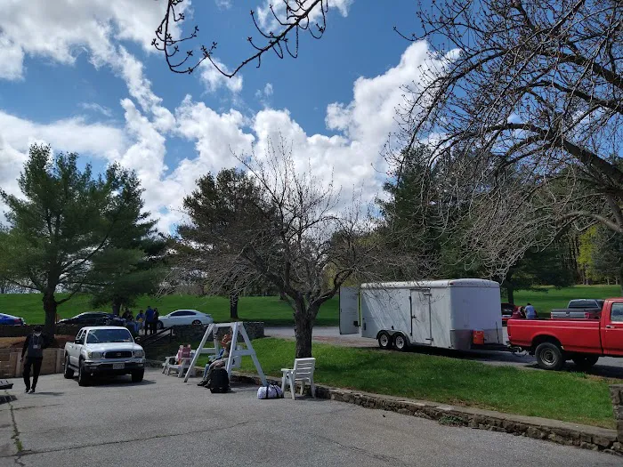 Summit Lake Camp Picture 9