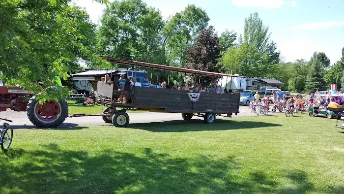 Adventure Bound Camping Resorts - Southwoods Picture 6