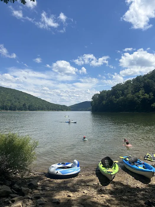 Dewdrop Campground Picture 6