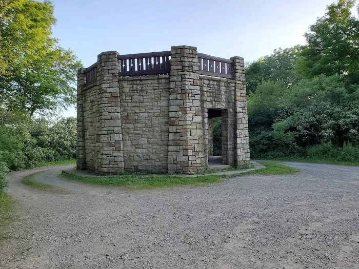 Gypsy Cabins now named Bear Ridge Cabins Picture 5