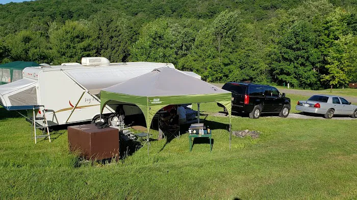 Cain Hollow Campground Picture 2