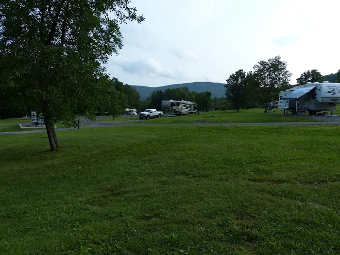 Cain Hollow Campground Picture 7