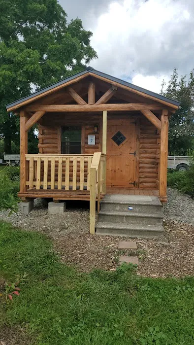 Chester's Cabin @ Silverlaken Estate Picture 4