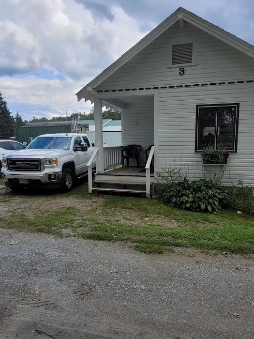 Twin River Campground & Cottages Picture 2