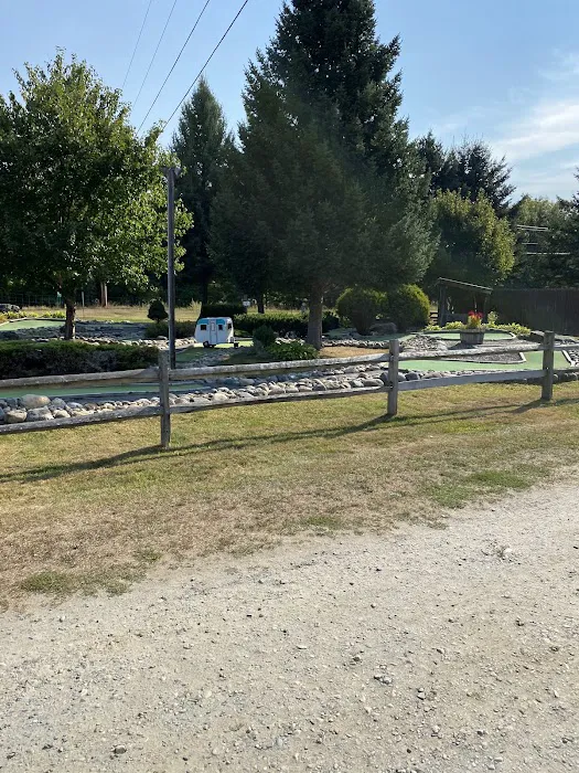 Twin River Campground & Cottages Picture 7