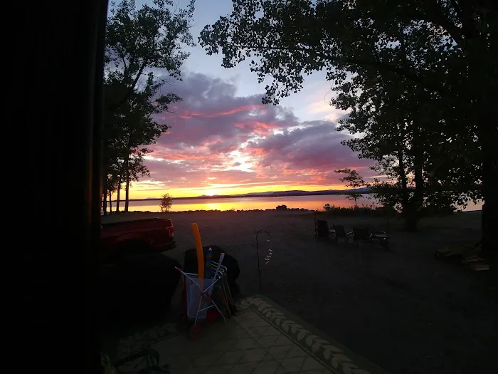 Bulwagga Bay Campground & Beach Picture 3