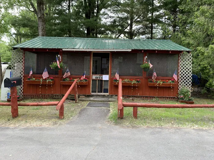 Bulwagga Bay Campground & Beach Picture 8