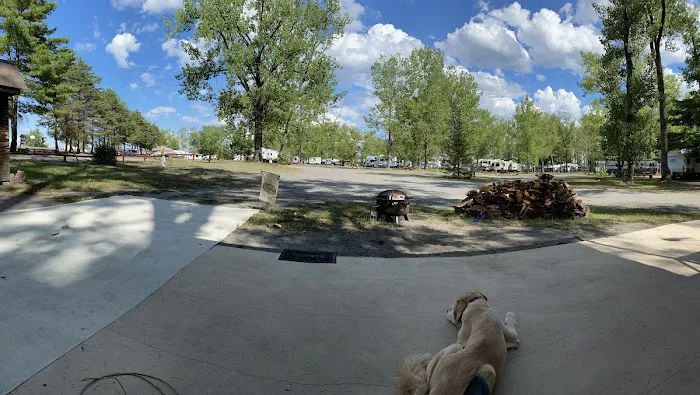 Bulwagga Bay Campground & Beach Picture 7