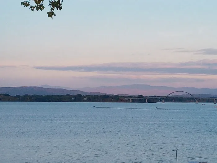 Bulwagga Bay Campground & Beach Picture 1