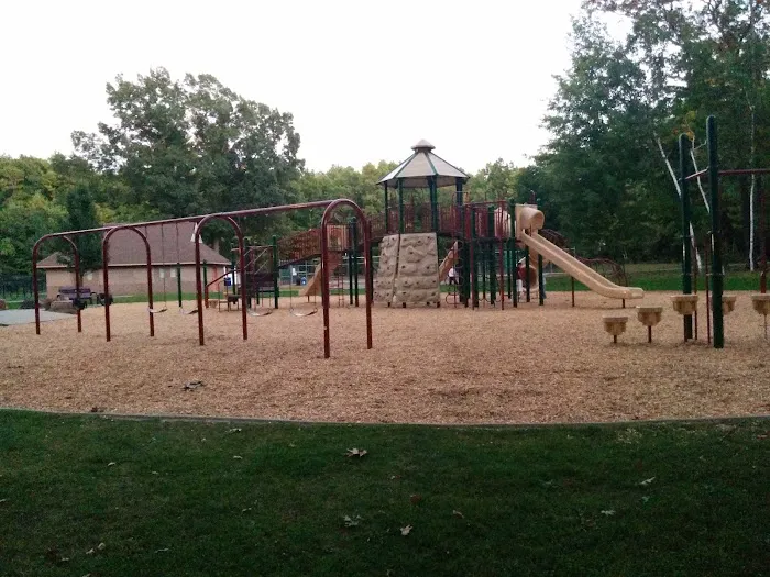 Malletts Bay Campground Picture 8