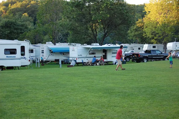 Lone Pine Campsite Picture 9