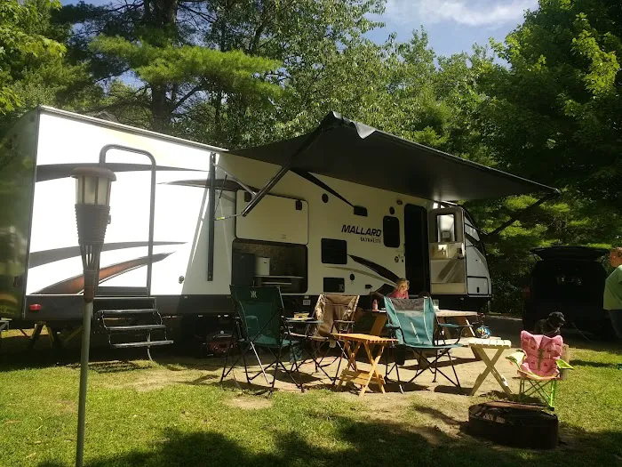Sugar Ridge RV Village-Campground Picture 10
