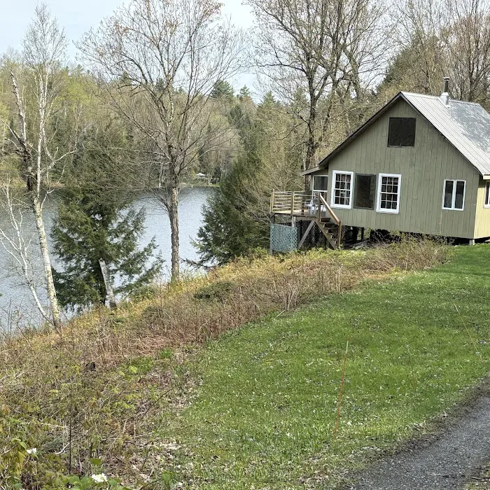 Cabin Private Mountain Pond Cabin Picture 9