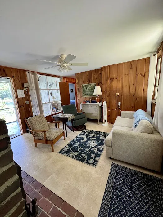 Roberts Cove Basin Cabins Picture 2