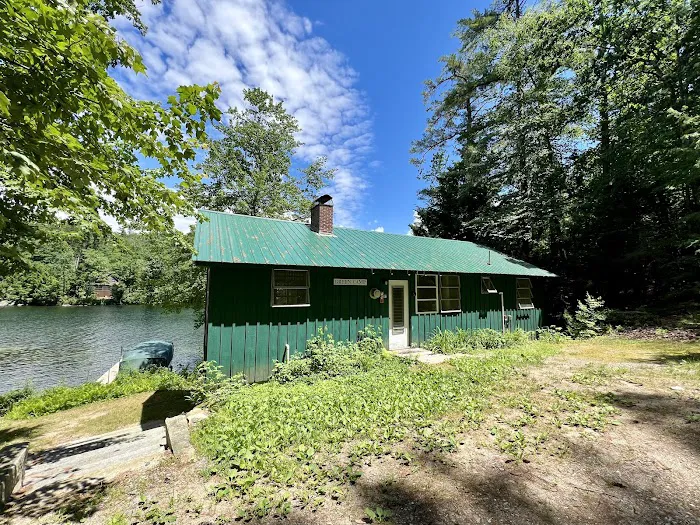 Roberts Cove Basin Cabins Picture 5