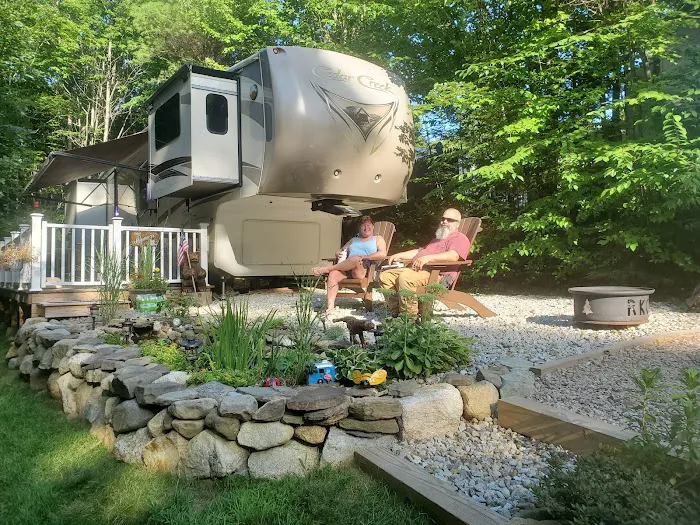 Roberts Knoll Campground Picture 2