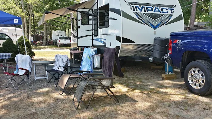 Long Island Bridge Campground Picture 8