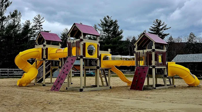 Lincoln / Woodstock KOA Holiday Picture 7