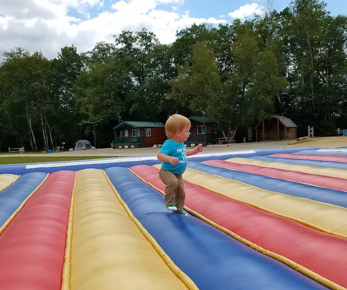 Lincoln / Woodstock KOA Holiday Picture 3