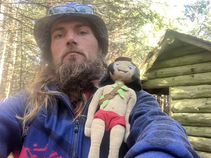 Uphill Leanto Picture 9