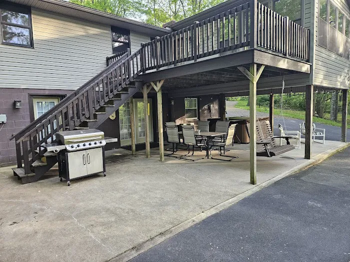 Rooster Retreat Vacation Rental Picture 9