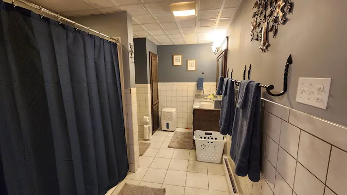 Rooster Retreat Vacation Rental Picture 6