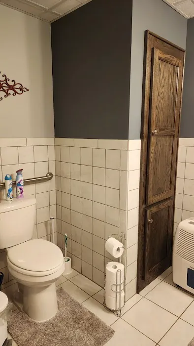 Rooster Retreat Vacation Rental Picture 2