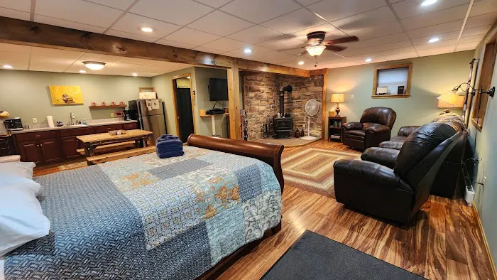 Rooster Retreat Vacation Rental Picture 1