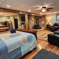 Rooster Retreat Vacation Rental ico