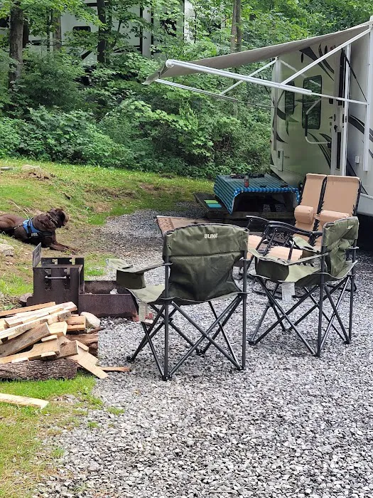 Hemlock Hideaway Campground Picture 6