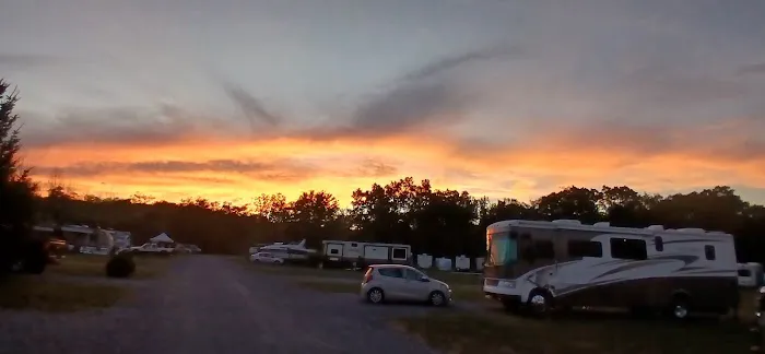 Weimers RV 764 Campground / Scott$ Arcade Picture 4
