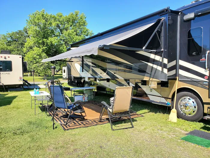Take It Easy Campground Picture 7