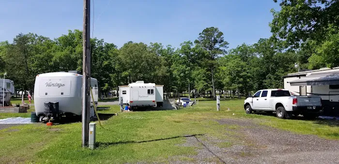 Take It Easy Campground Picture 4