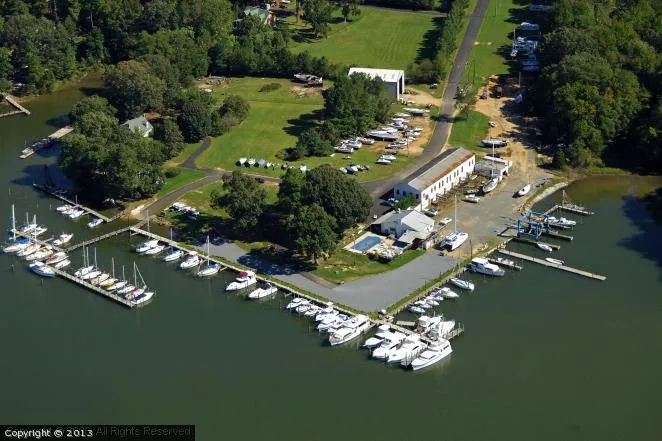 Dennis Point Marina & Campground Picture 4